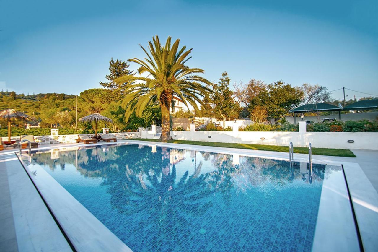 Zissis Villa & Pool 5Min Drive To Beach Kato Yerakarion Exterior photo