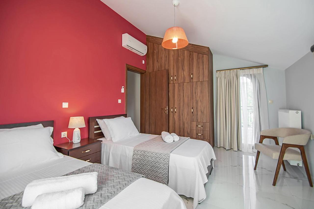 Zissis Villa & Pool 5Min Drive To Beach Kato Yerakarion Exterior photo