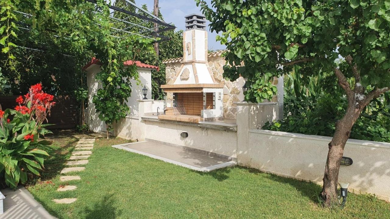 Zissis Villa & Pool 5Min Drive To Beach Kato Yerakarion Exterior photo